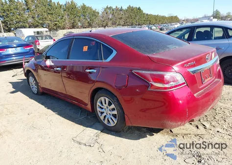 2015 Nissan Altima 2.5 S z USA, uszkodzony, nr VIN 1N4AL3AP7FN921819